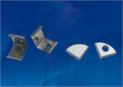 UFE-N06 SILVER A POLYBAG Набор аксессуаров для алюминиевого профиля. Крепежные скобы (4 шт., сталь) и заглушки (4 шт., пластик). Цвет серебро. ТМ Uniel UL-00000626